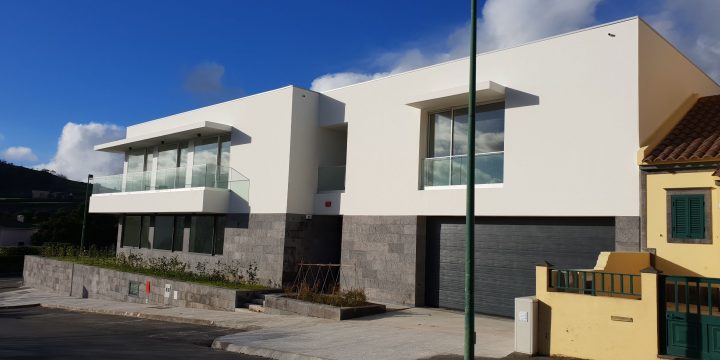 Empreitada de Construção da Sede e Edifício Multivalências do Instituto de Apoio à Criança, Ilha de São Miguel